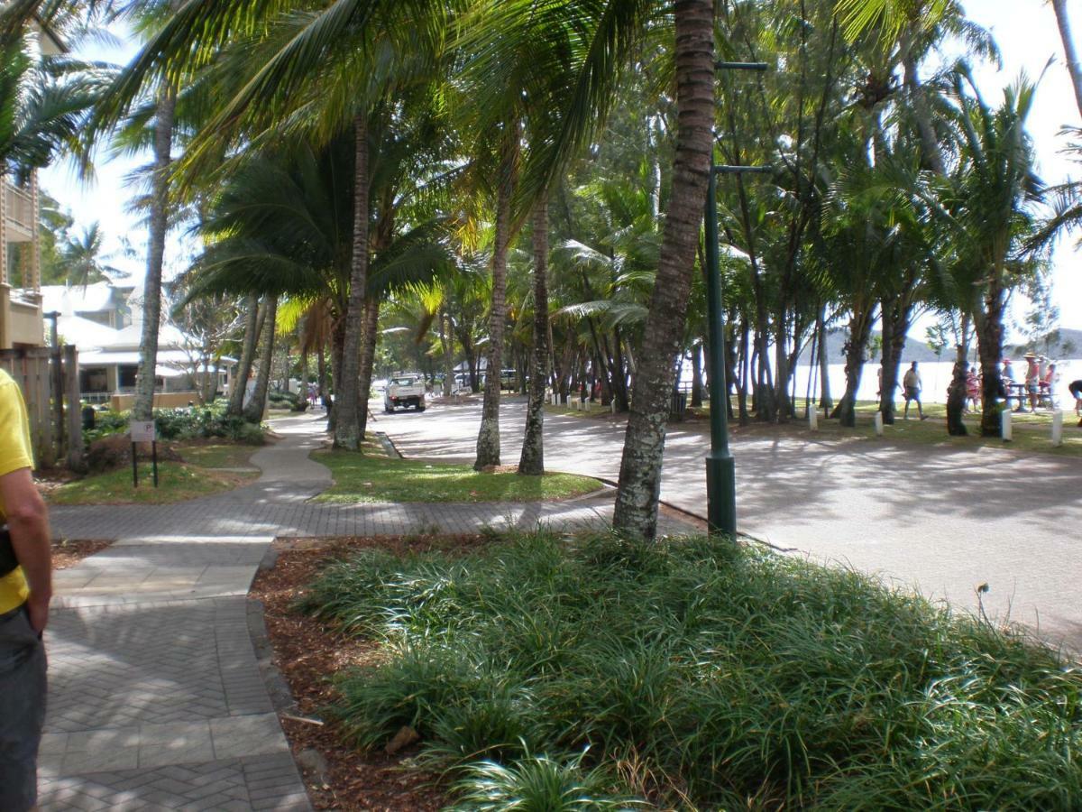 Hidden Gem @ Palm Cove Apartment Exterior photo